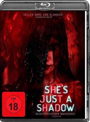 倩影伊人/形影佳人 SHE'S JUST A SHADOW (2018)  